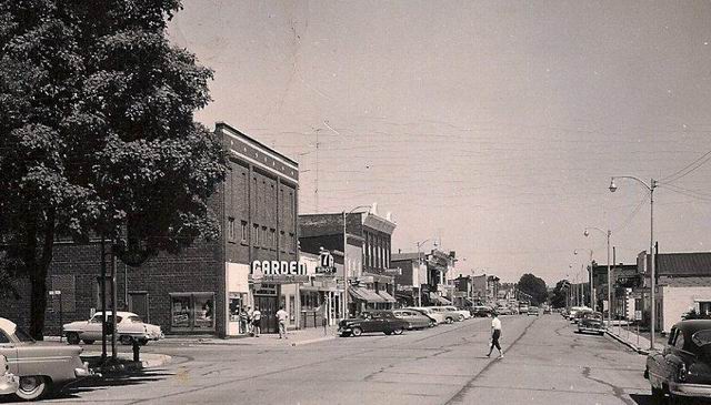 Garden Theatre - Frankfort MI.jpg