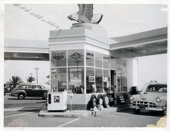 gas 7 up.jpg