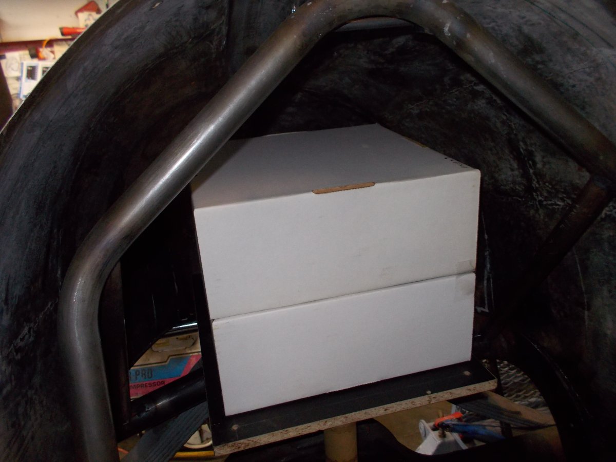 gas tank 05.JPG