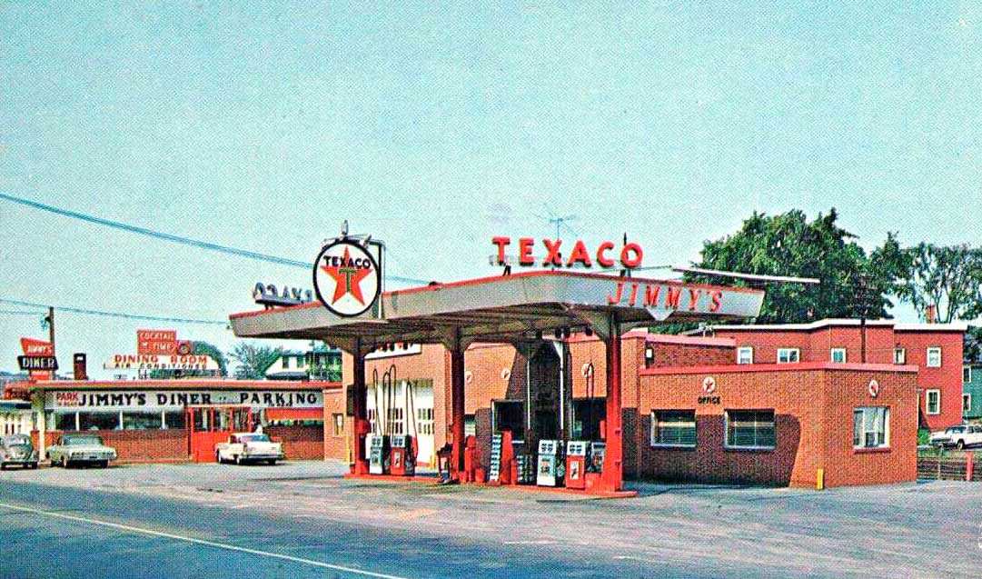 gas2 Jimmys-Texaco-and-Jimmys-Diner-Early-1960s.jpg
