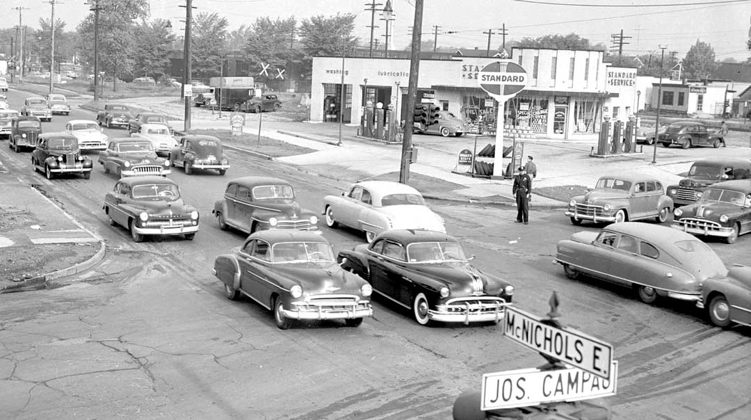 gas5 1951. Shown is the busy intersection at the junction of East McNichols.jpg