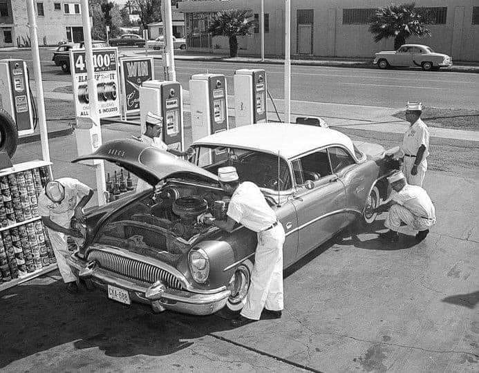 GasBuick.jpg