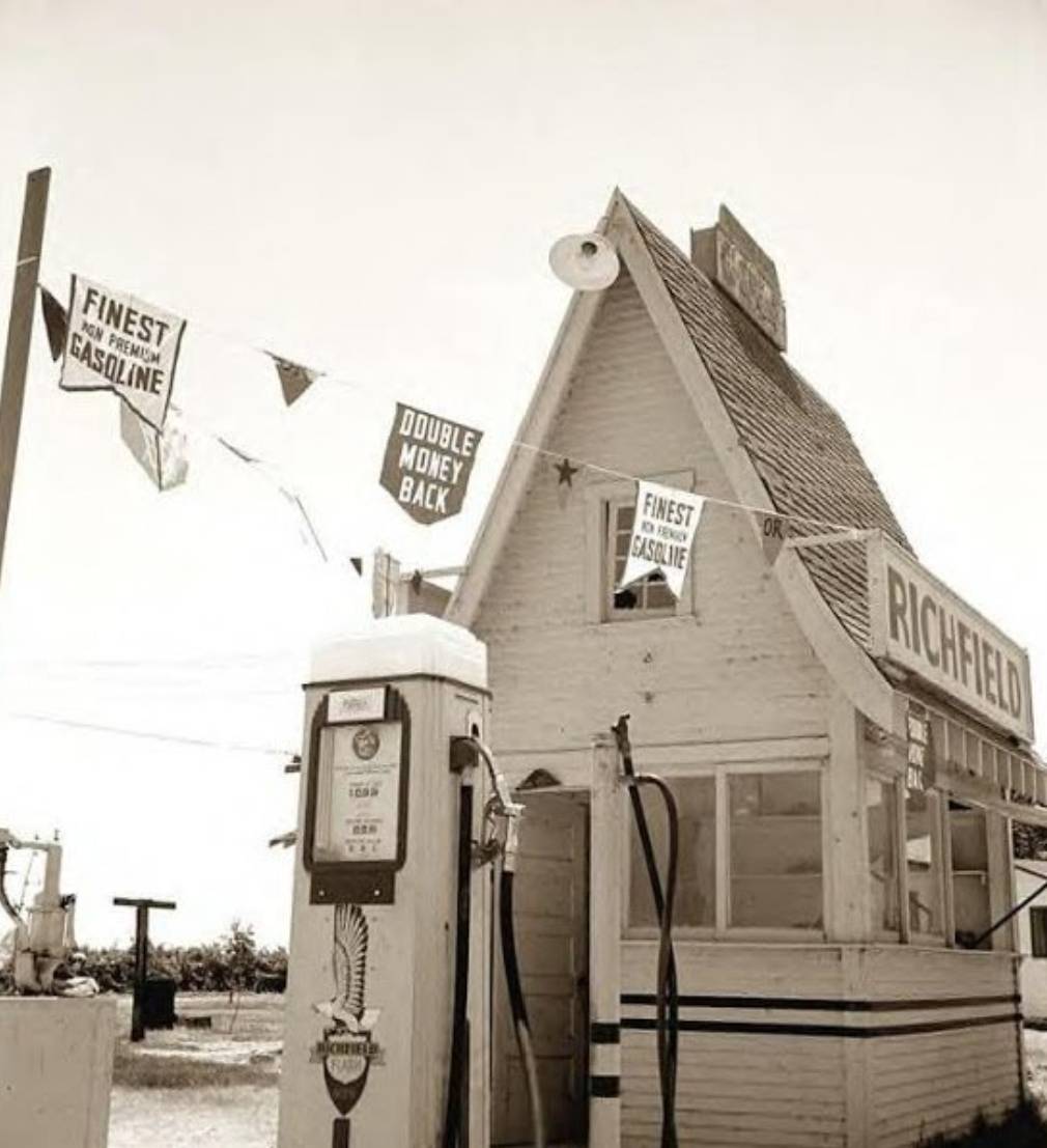 GasFresno.jpg