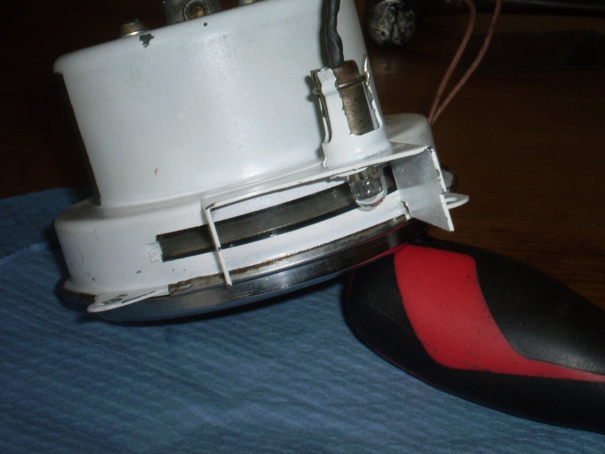 gauge windows reverse glass 001.JPG