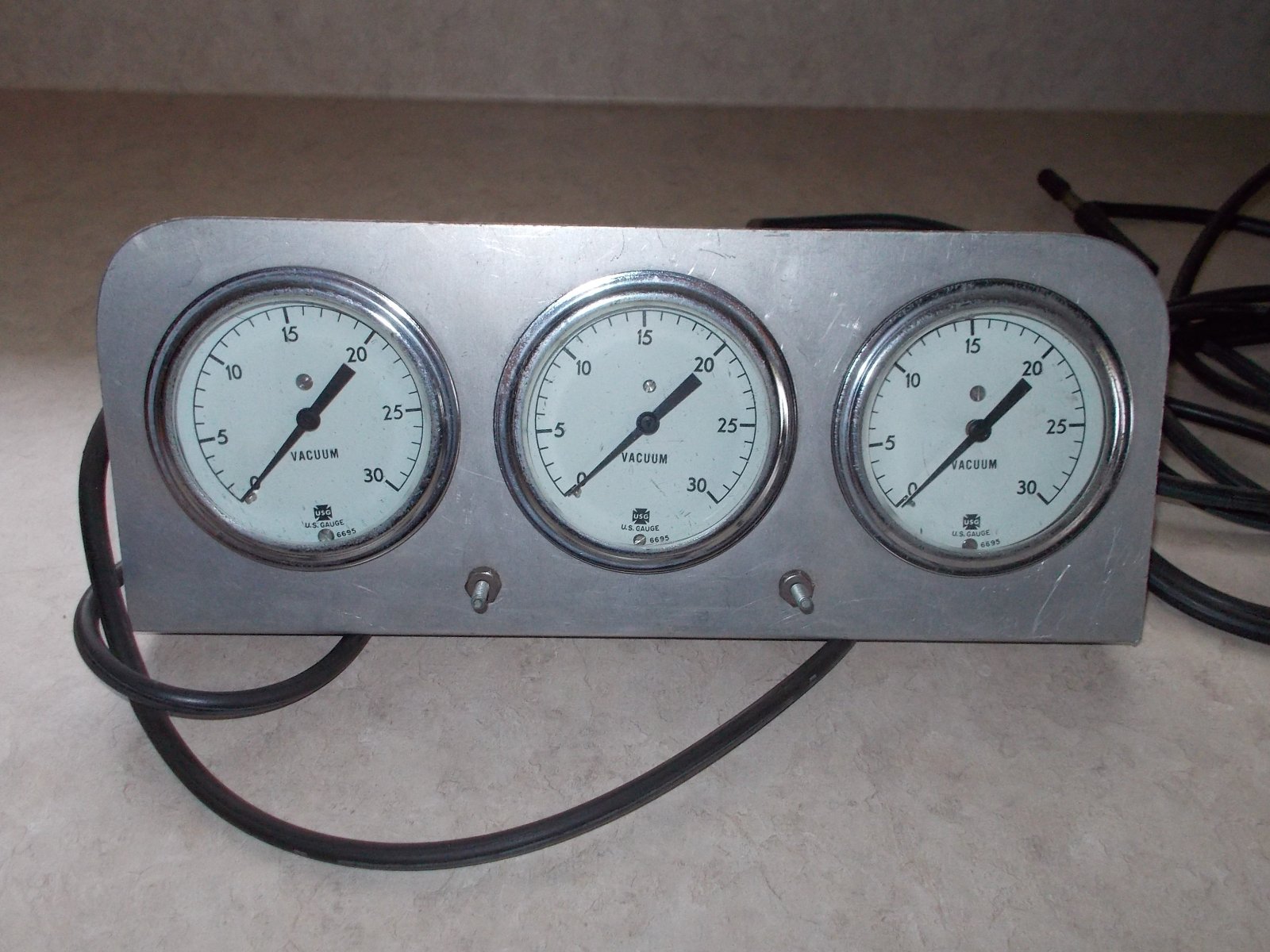 gauges 01.JPG