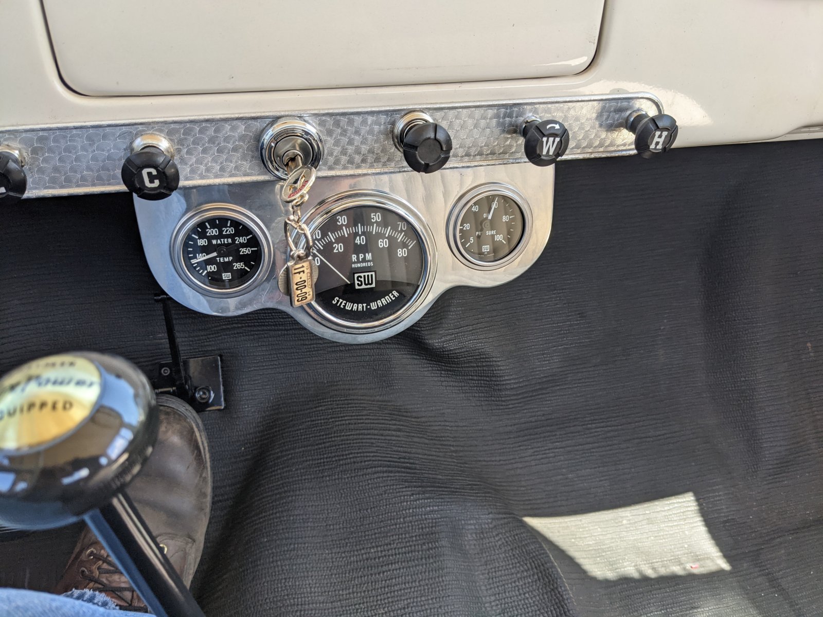Gauges3.jpg
