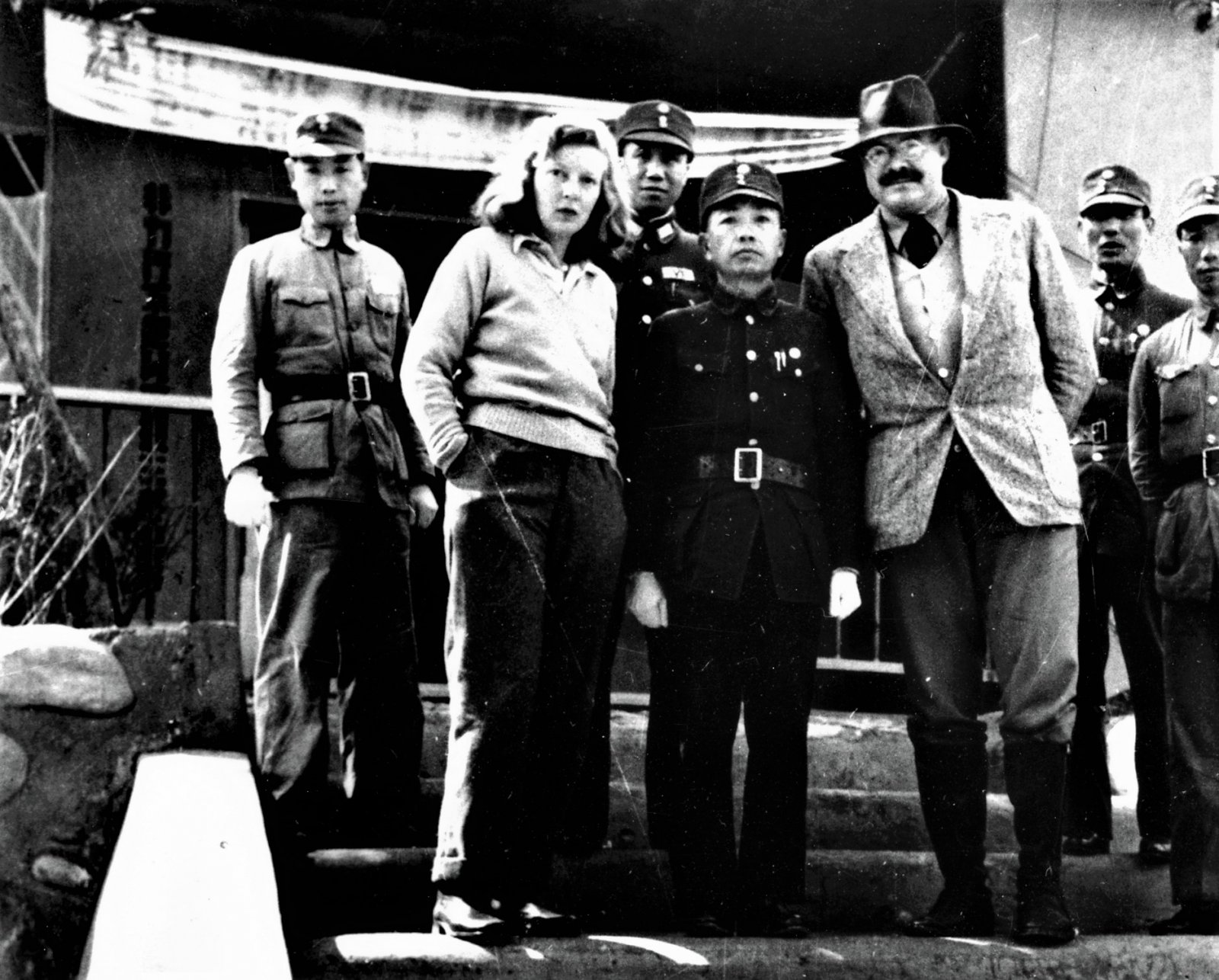Gellhorn_Hemingway_1941 (2).jpg