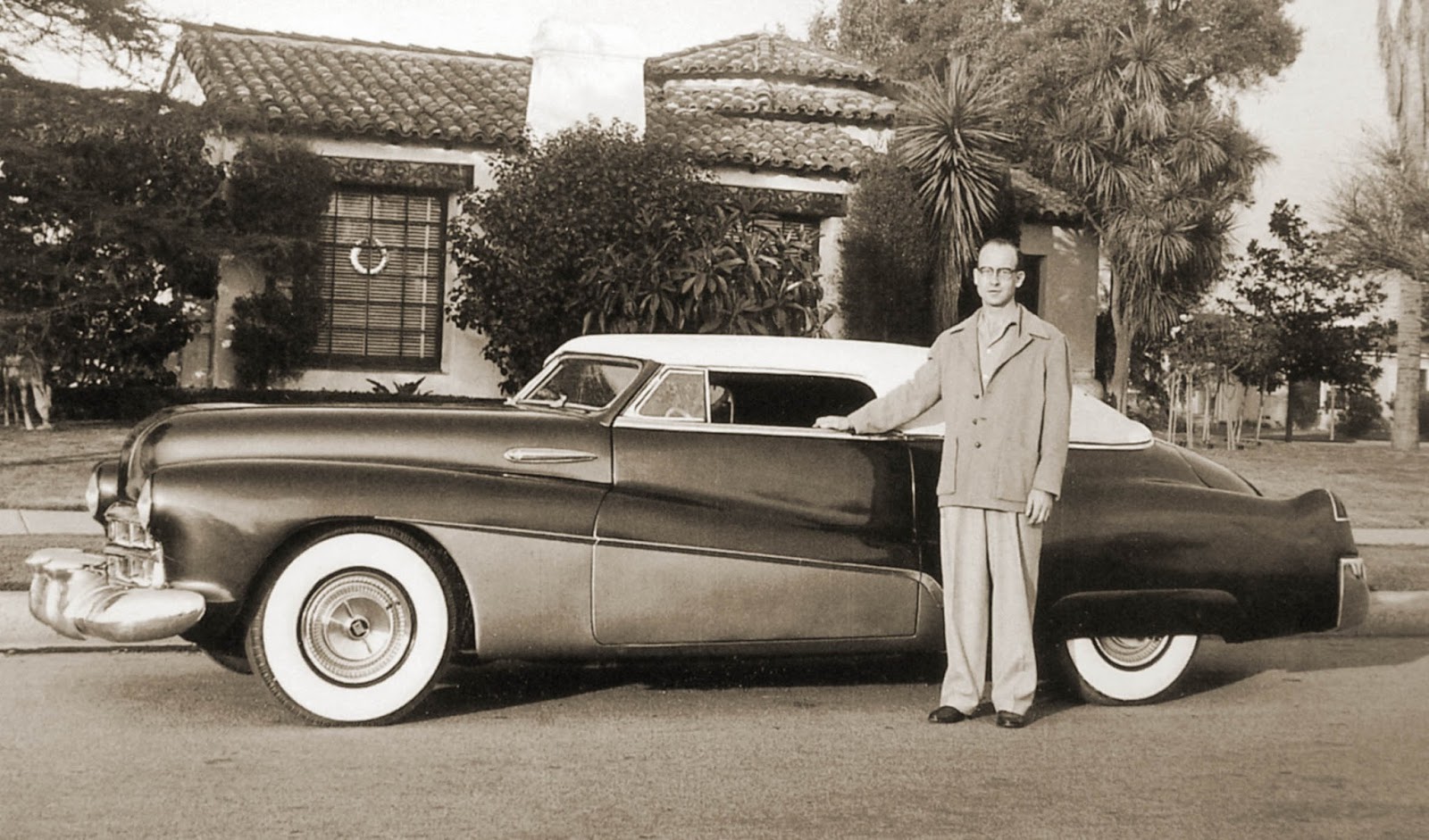 George-sinamark-1947-buick.jpg