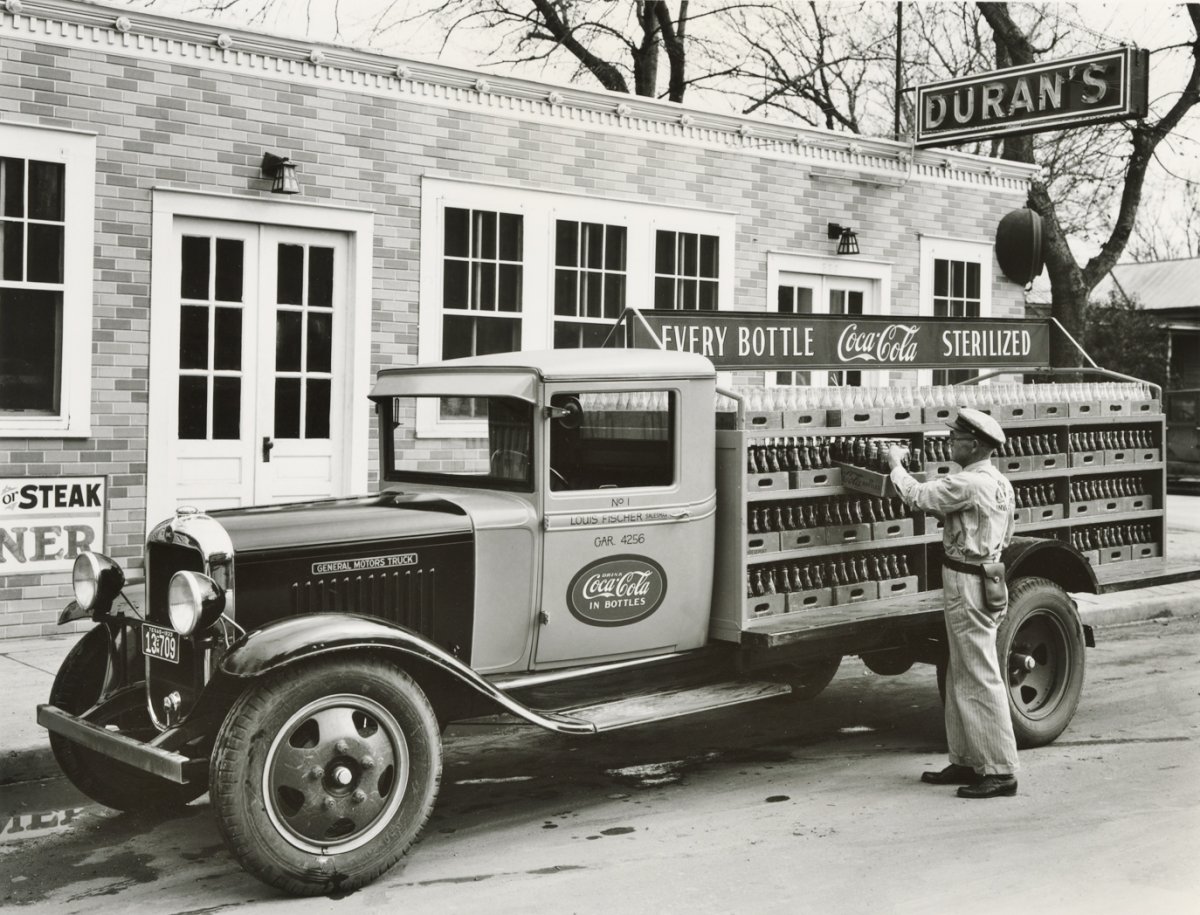 GMC Coke Truck.jpe