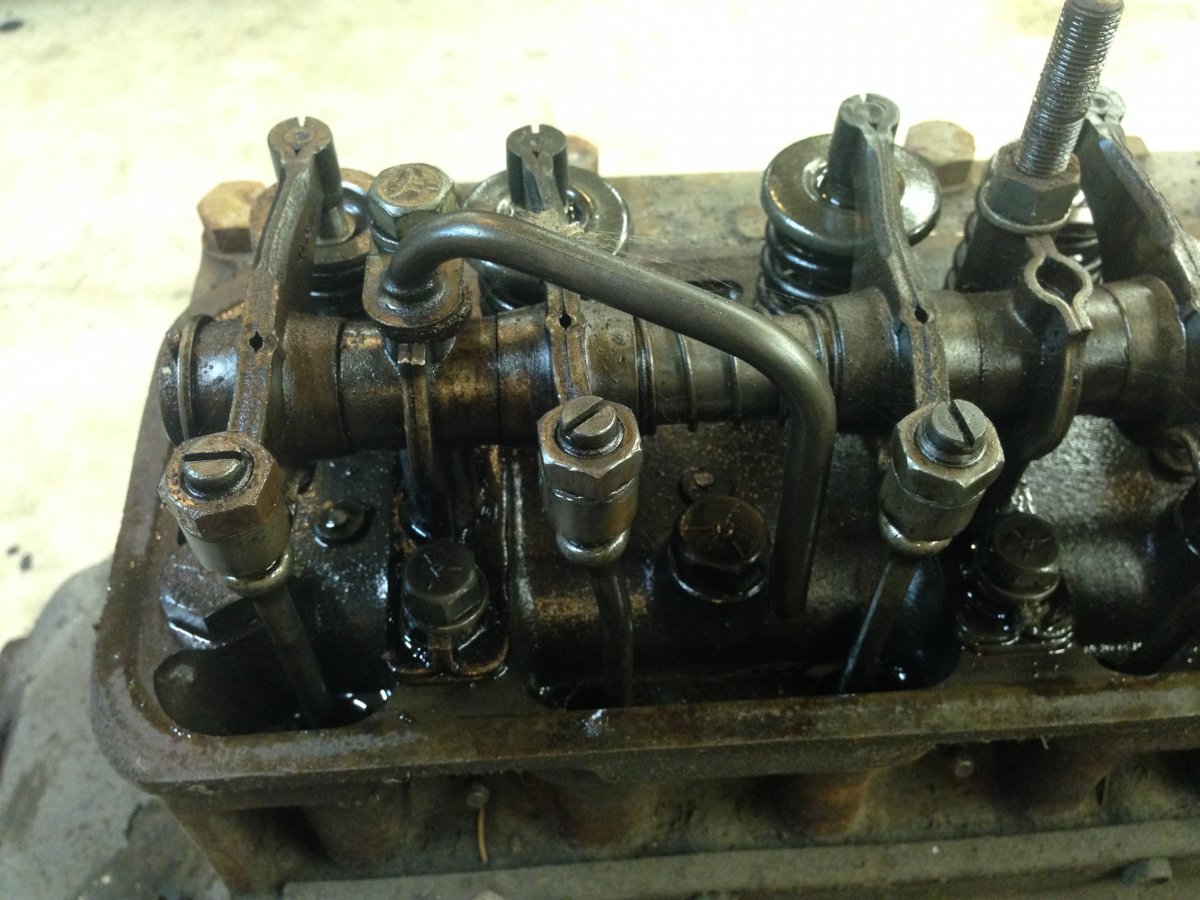 GMC Inline 6 engine (45).JPG