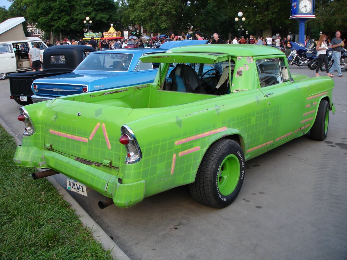 GoodGuys 2014, Fairgrounds cruise night, Nan, Dawn_\'s bass 115.JPG