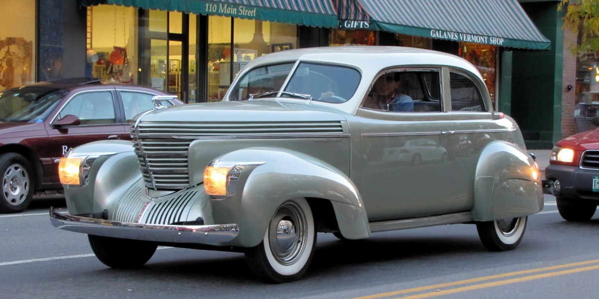 Graham-1939-shark-nose-coupe-sfq.jpg