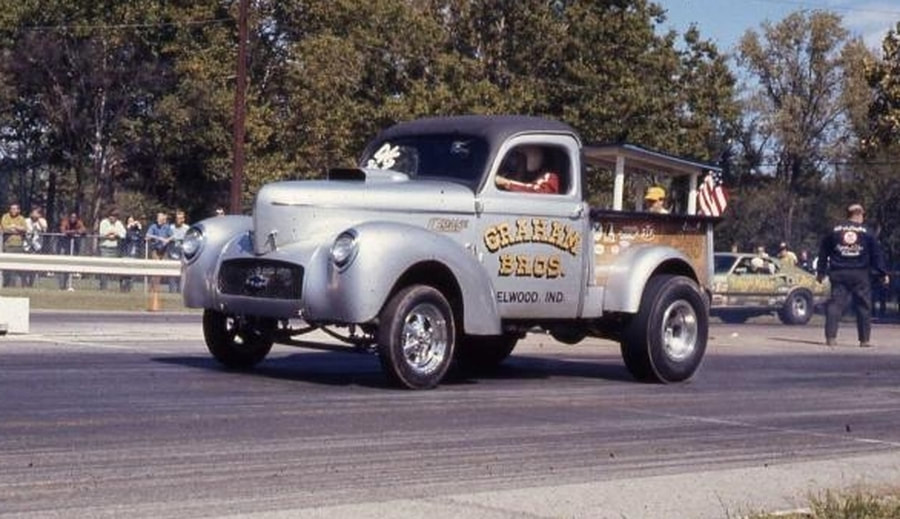 Graham Bros Gasser.jpg