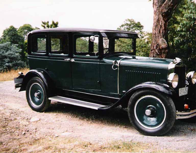 Graham_Paige_610_sedan_Truman_1.jpg