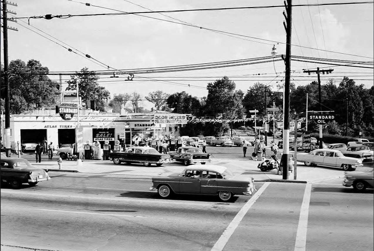 GrandOpening.JPG