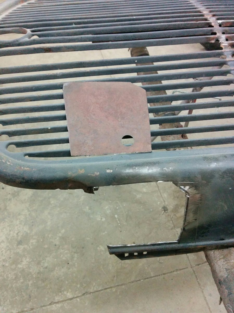 Grille side.jpg