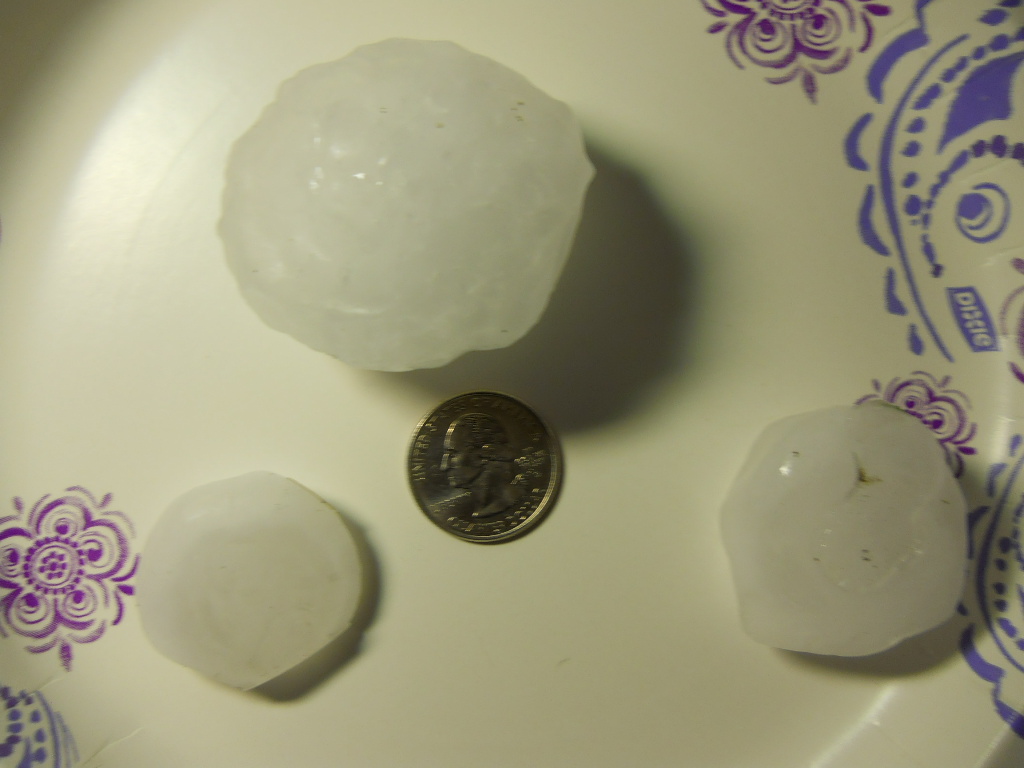hail 4-9-15 003.jpg