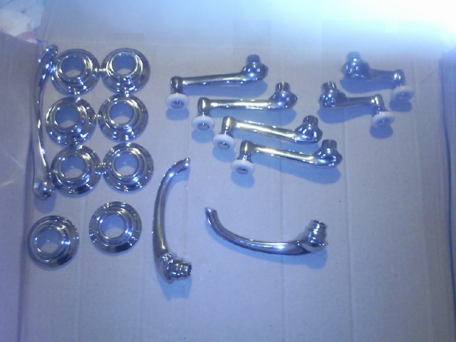 Handles1.jpg