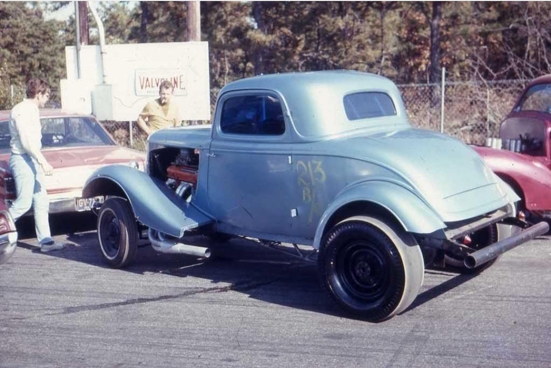 Hanging rear tires steelies .jpg