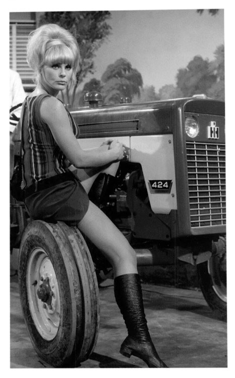 harvesterher.jpg