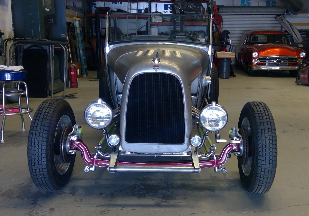 headlights1.jpg