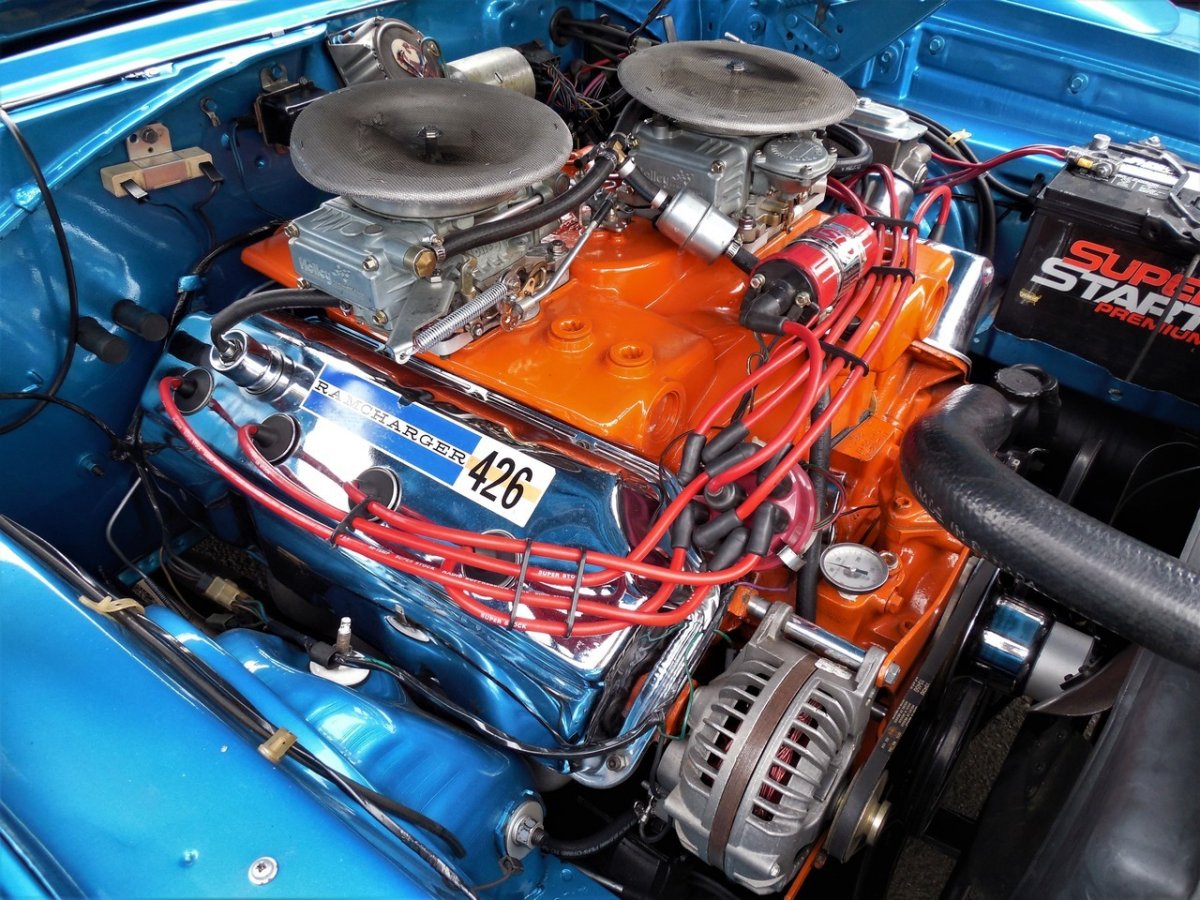hemi1 int.jpg