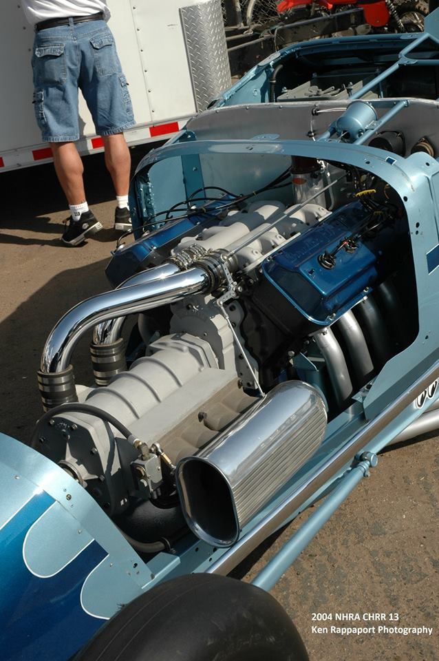 hemi12int.jpg