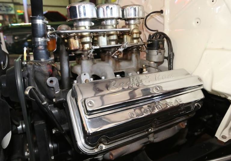 hemi29int.JPG
