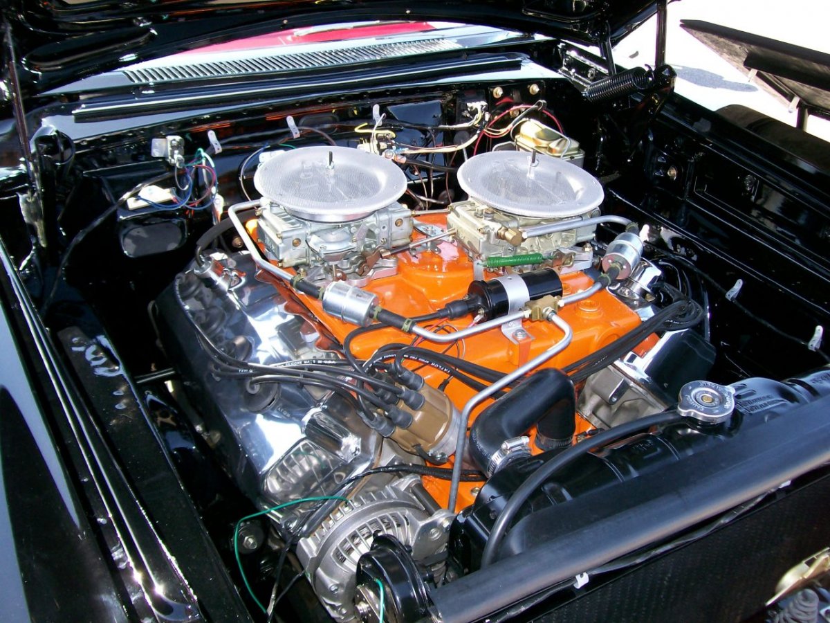 hemi3 int.jpg