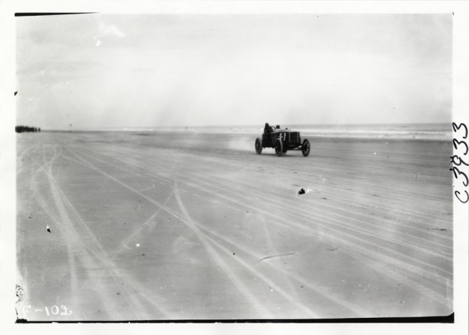 Here’s a Fiat charging along the beach in t.jpg