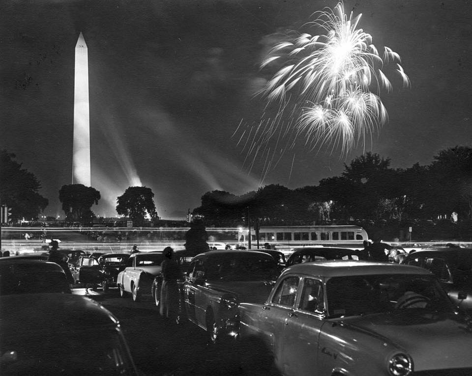 holiday 4th July 1955 Washington DC.jpg