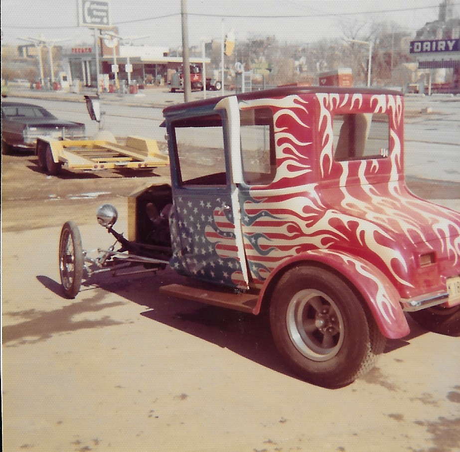 holiday 4th July car 1926 Ford Bob Arrigo.jpg