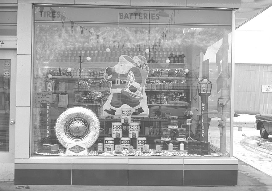 holiday Christmas car gas station 1959 Shell Christmas Display, Walenta, WA.jpg