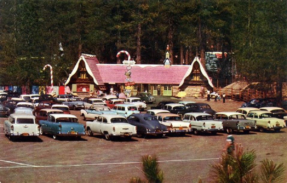 holiday Christmas place Santa's Village CA 1955.jpg