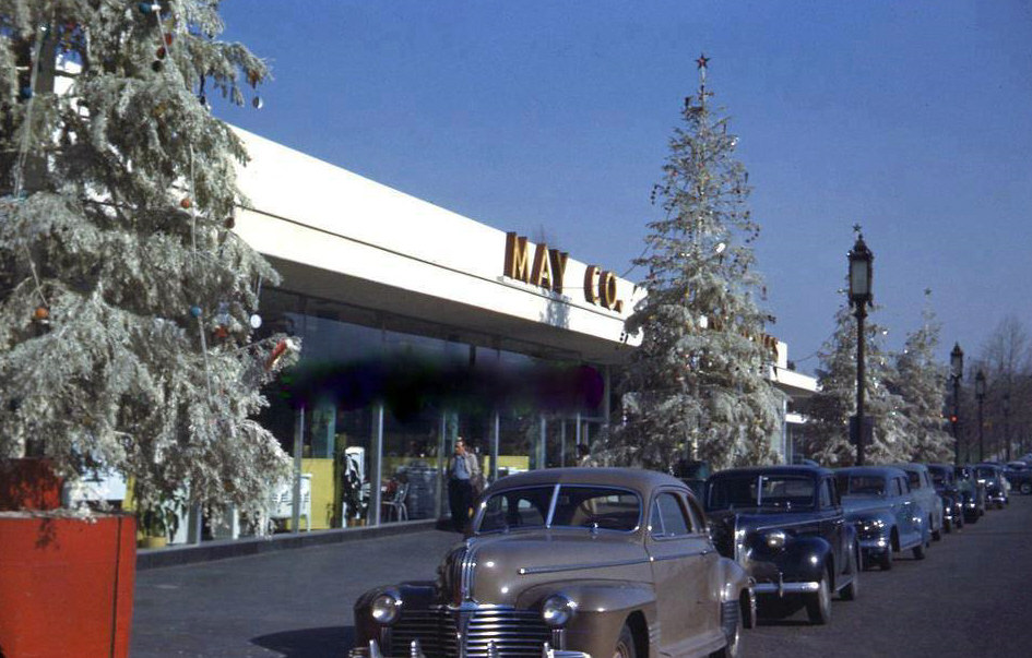 holiday Christmas street scene 1947 LA CA Christmas street scene.jpg