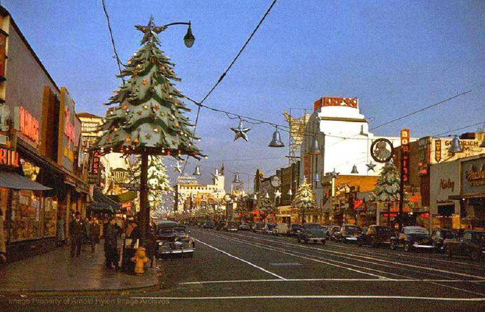 holiday Christmas street scene 1949 LA CA Hollywood Christmas.jpg