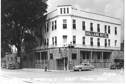 holland hotel east tawas.jpg