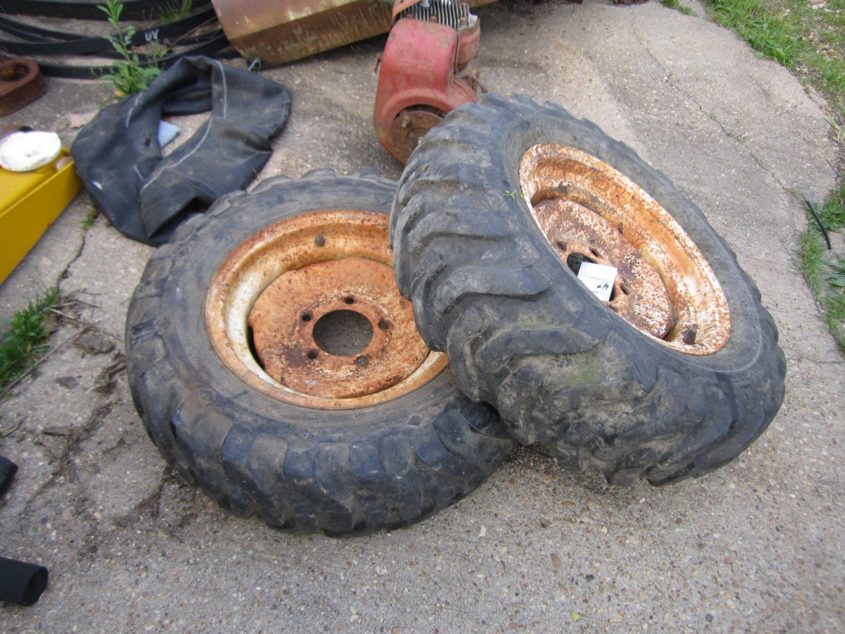 Homebuilt Tractor and Boys 019.JPG