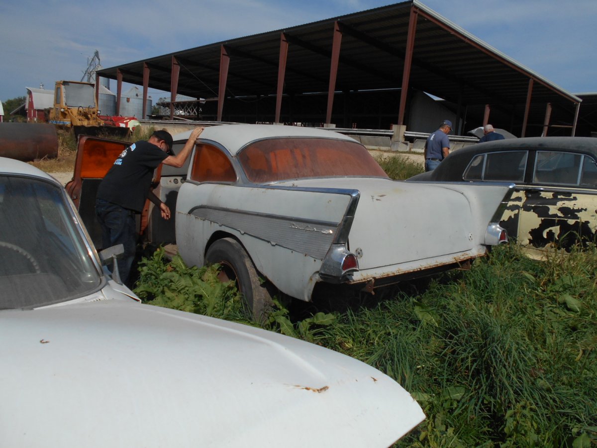 hoover road sale 9-15-17 025.jpg