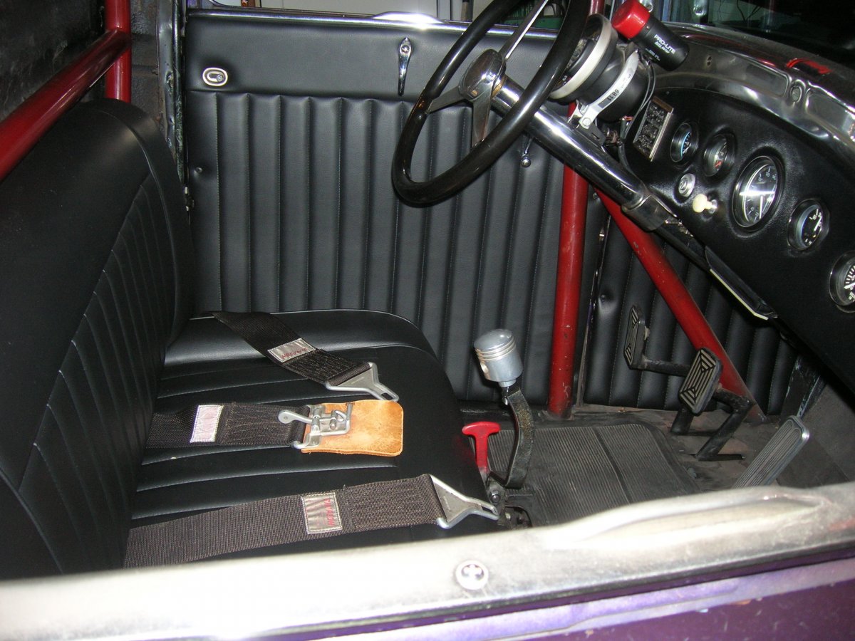 Hot Rod upholstery 004.JPG