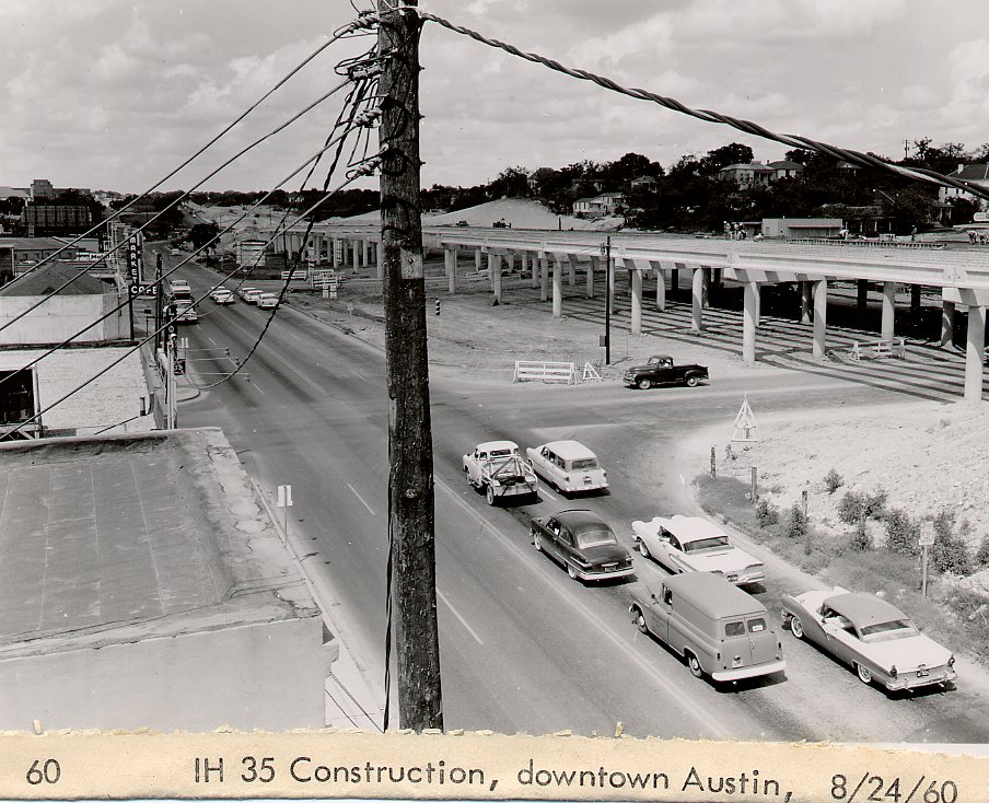 i35_downtown_austin_bridge_8_24_19601.jpg