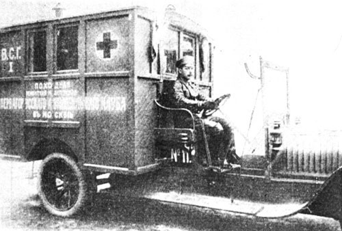 Iljin_Delaunay-Belleville_50CV_1915_Ambulance_500_O.jpg