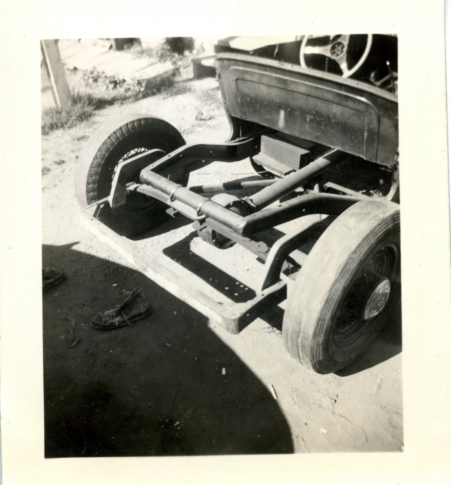 img147 EAE Jr's roadster under construction 1948EAEphto.jpg