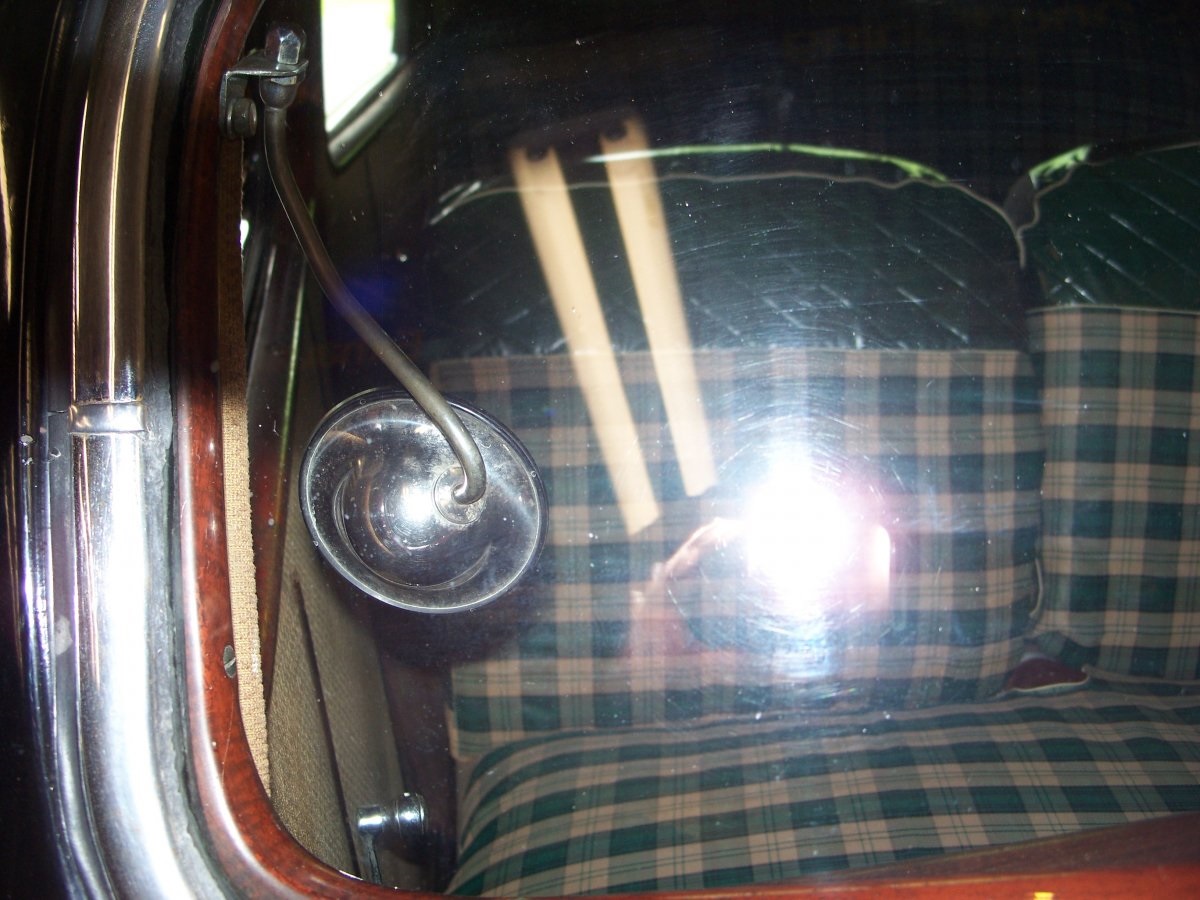 inside pass mirror 01.jpg