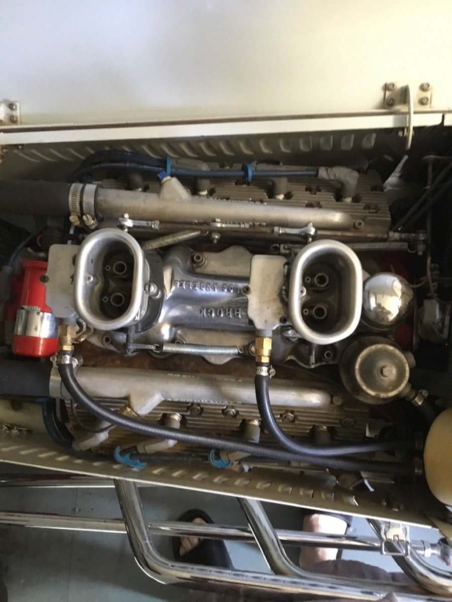 int1 1948 Kurtis V8-60 midget.jpg