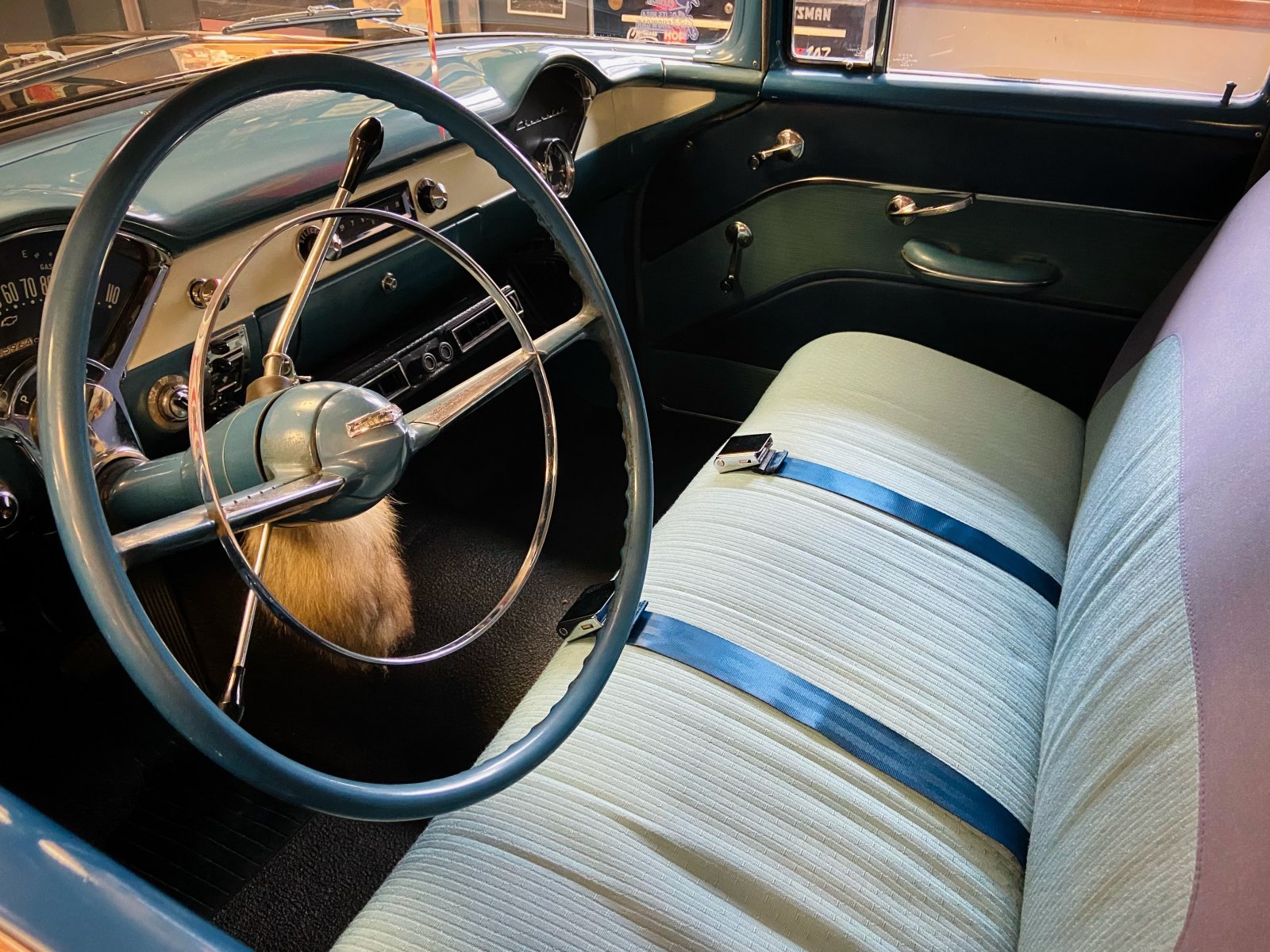 interior.jpg