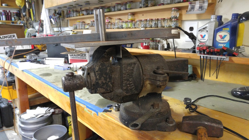 jig in vise 3.jpg