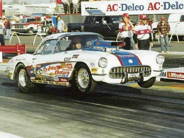 Jimmy-Warter mp and vette.jpg