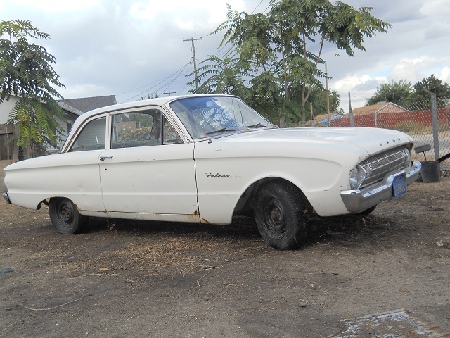 Joe - 1961 Ford Falcon 001.jpg