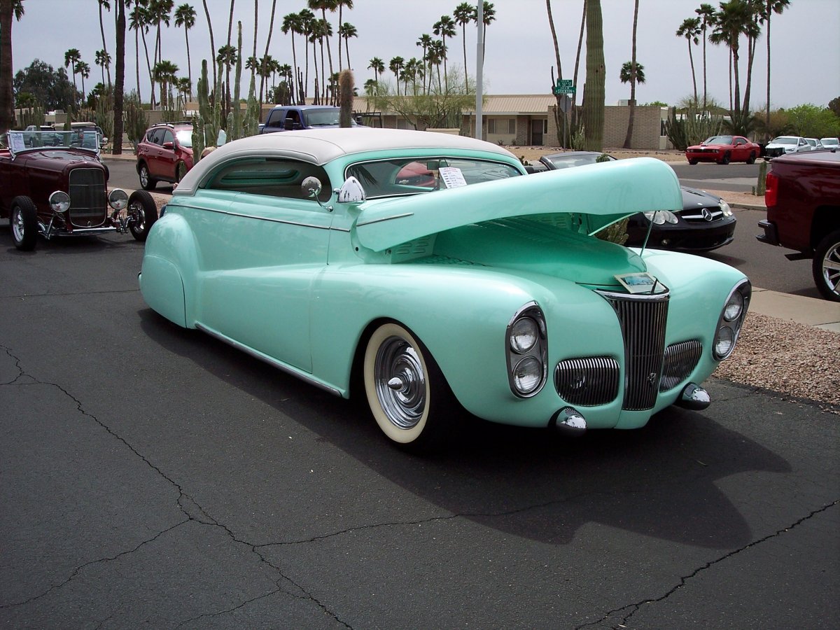 Joe Moreno's 41 Ford convertible Sedan 2.JPG